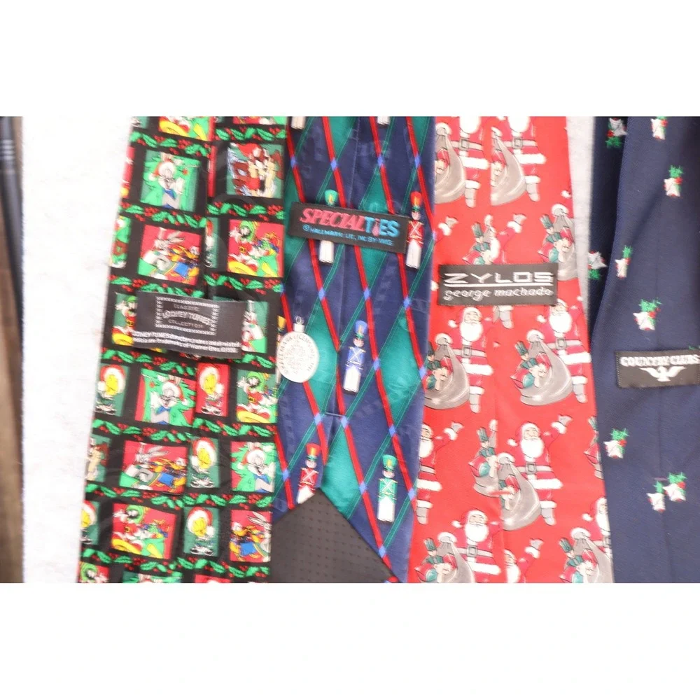 Mens Christmas Holiday Necktie Lot 12pc Looney Tunes Tommy Hilfiger Hugo Boss